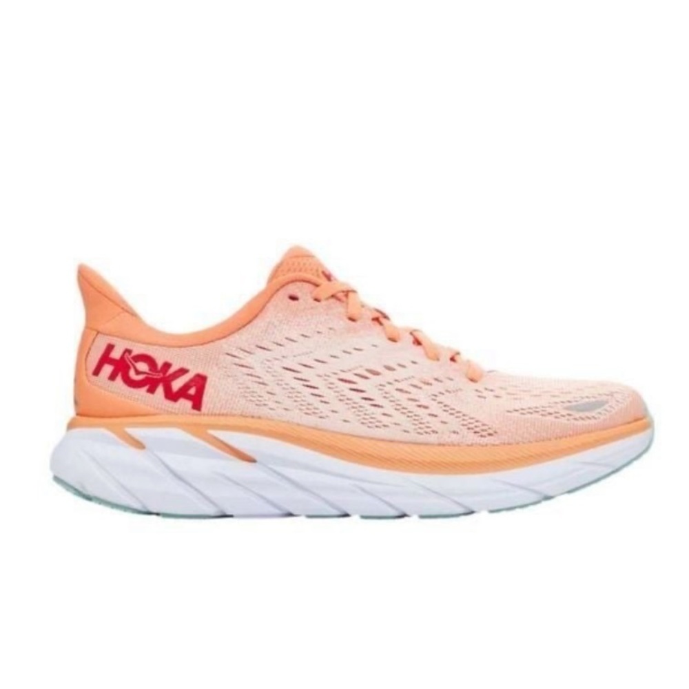 HOKA Clifton 8 (size 7)